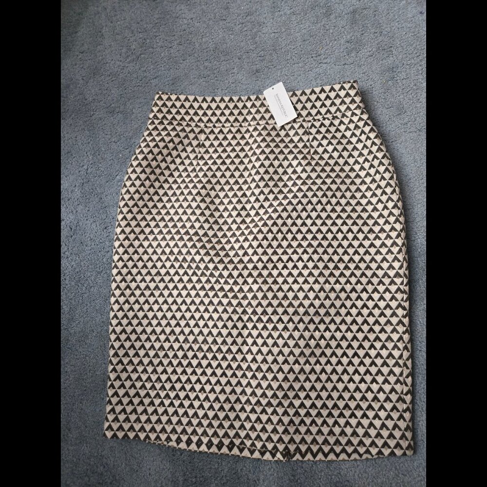 Banana Republic Pencil Skirt Metallic Gold Geometric  Size 0 NWT